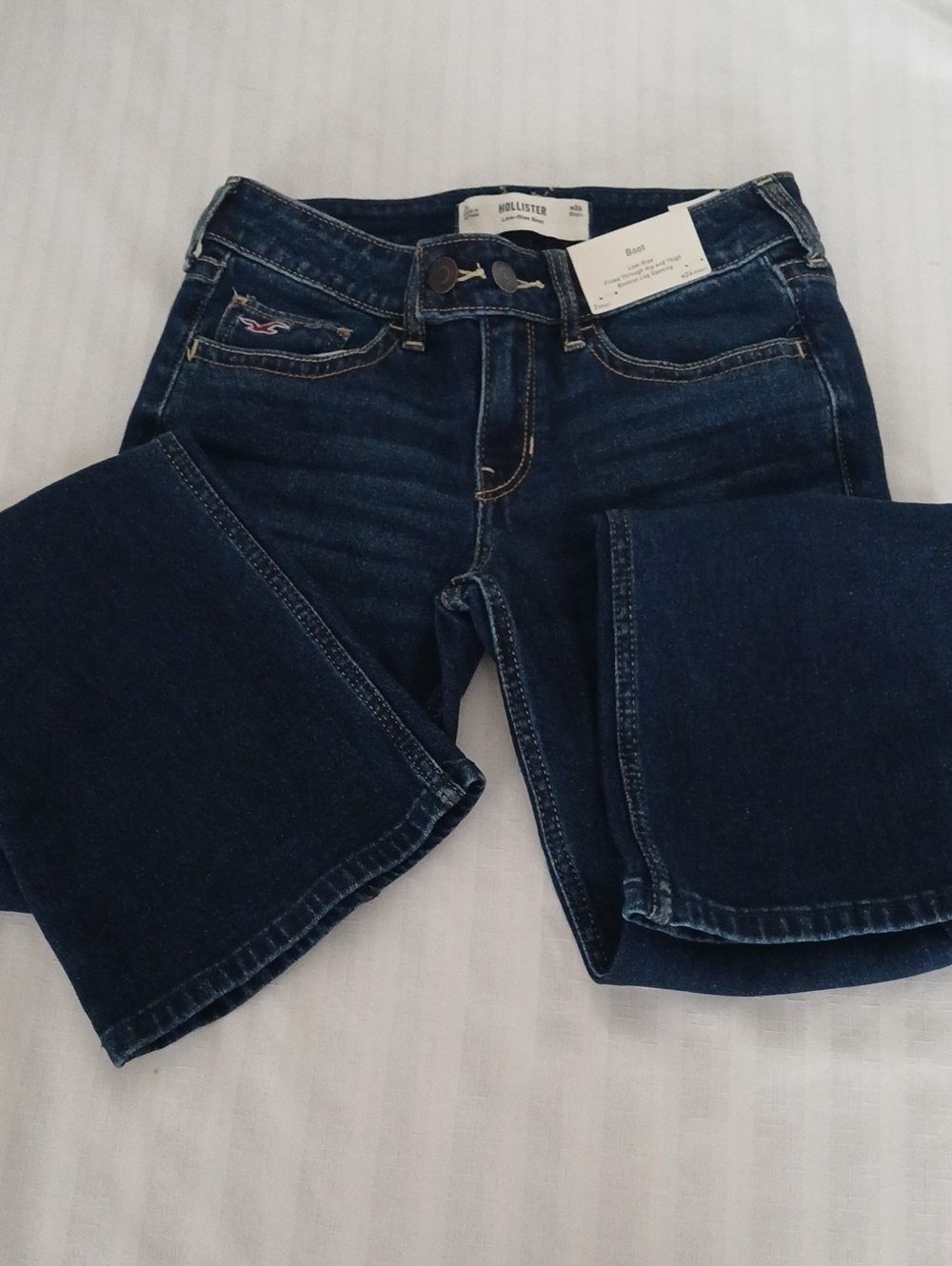 Hollister Womens Dark Indigo Short Bootcut Low Rise Jeans